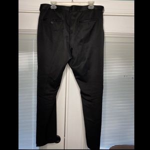 Perry Ellis Slim Fit Dress Pants. Size 34x30 GUC